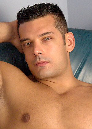 Boyfriends Get Their Fix