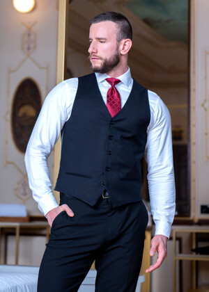 Hotel-X: Dry Cleaning