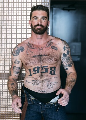 Chris Damned & Quin Quire