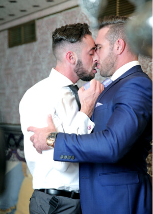 Full Disclosure, Editor's Cut