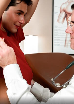 Damien Vol. 3, Title: Professional Help