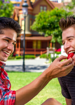 Picnic With the Crush