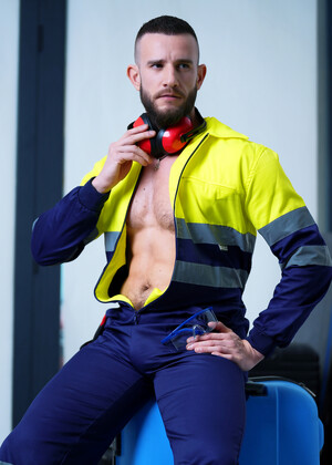 Ready to Fly: Baggage Handler