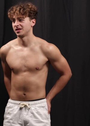 New Guy Allen Cole Gives Us The Juicy Details About His Life