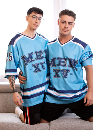 STRAIGHT HOCKEY BROS