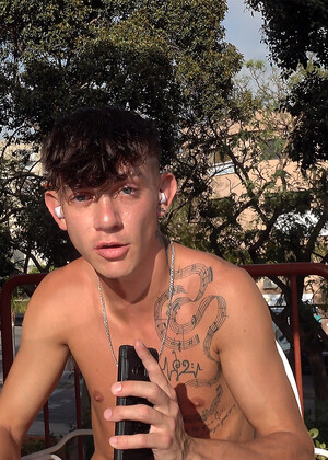 TAYLOR GETS ASS POUNDED FIRST TIME ON CAMERA BY GERMAN MONSTER COCK