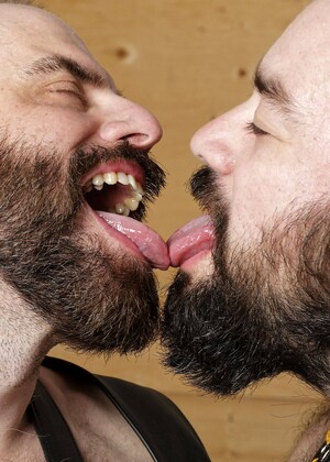 Bearsilien and Steve Sommers