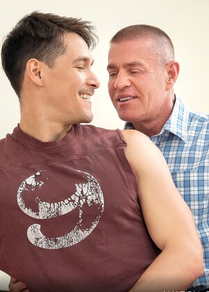 Grandpa's Pup Vol.1, Title: Grandpa's Visit