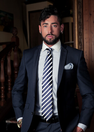 Wrong Place Right Time, Editor's Cut