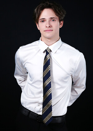 Cock-Worshipping Elders Please the Ginger President in Raw Threesome