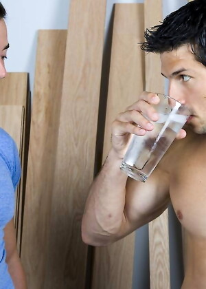 Leo & Sean. Classic Scene (Sep, 2008)