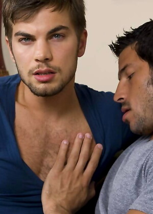 Leo & Malachi. Classic Scene (Jun, 2009)