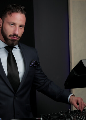 DILF, Editor's Cut