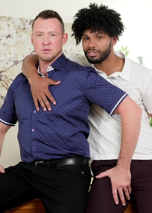 Tony Genius Fucks Into A New Job With Pierce Paris