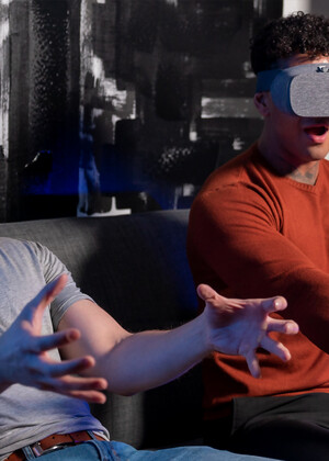 VR Bro Job