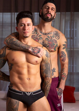 BEGGING HOLE