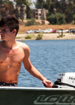 Pitch a Tent / Fuck a Twink