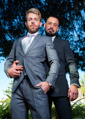 Break-Up Break In by Men at Play