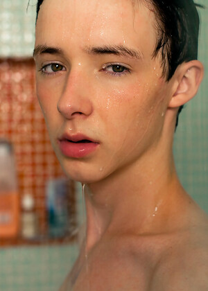 Davey Brooks Shower Solo by Helix Studios