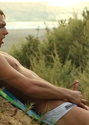 Hot Summer Jerk Session by Helix Studios