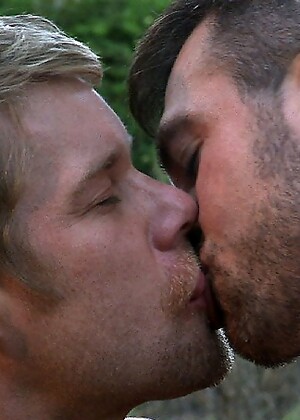 POV: Scene 4 Braxton Bond by TitanMen
