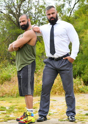 Squirt Casual Encounters: Outdoor Park Cruising by Men at Play