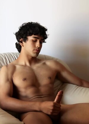 Hot Tub Solo: Jay Raw's First Jerk Off Experience by Gayhoopla