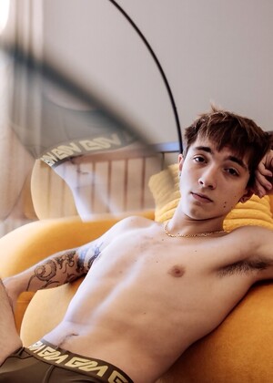 Power Top Angel Elias & Power bottom Jacob King by Cocky Boys