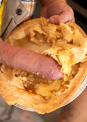 Warm Apple Pie by The Bro Network