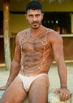 Lobo Carreira by Lucas Entetainment